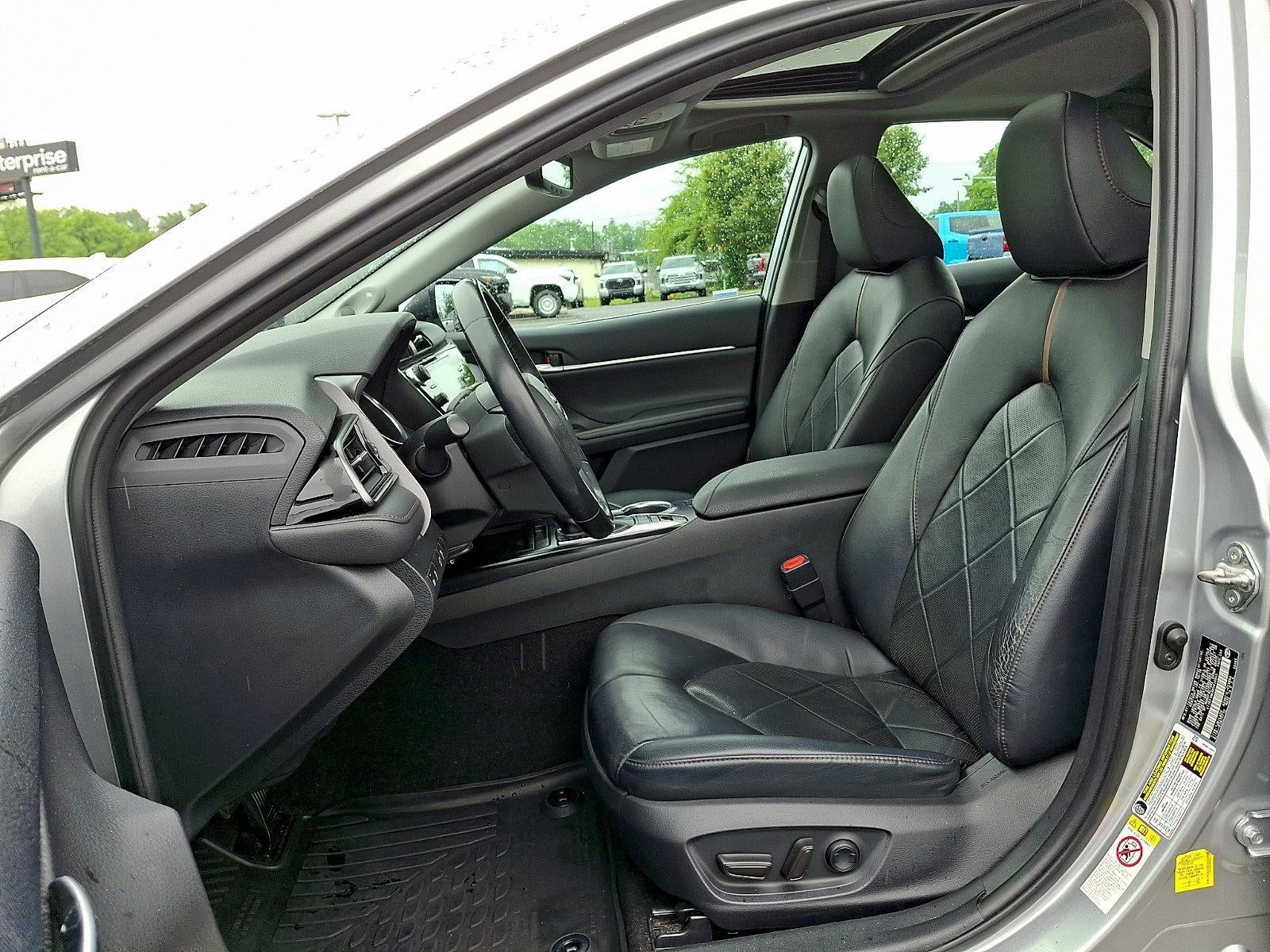 2019 Toyota Camry Hybrid XLE CVT (Natl)