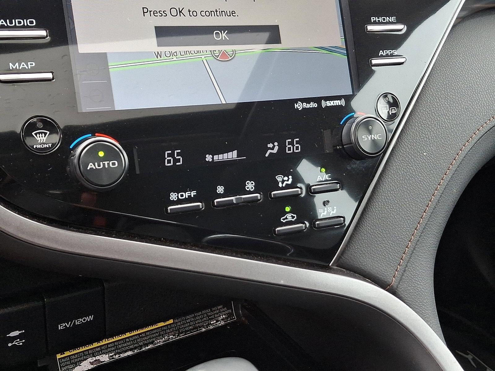 2019 Toyota Camry Hybrid XLE CVT (Natl)