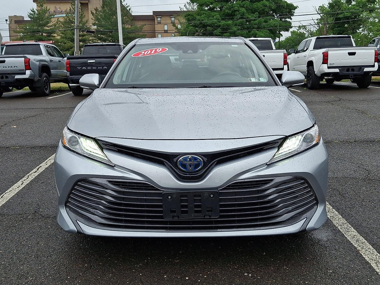2019 Toyota Camry Hybrid XLE CVT (Natl)