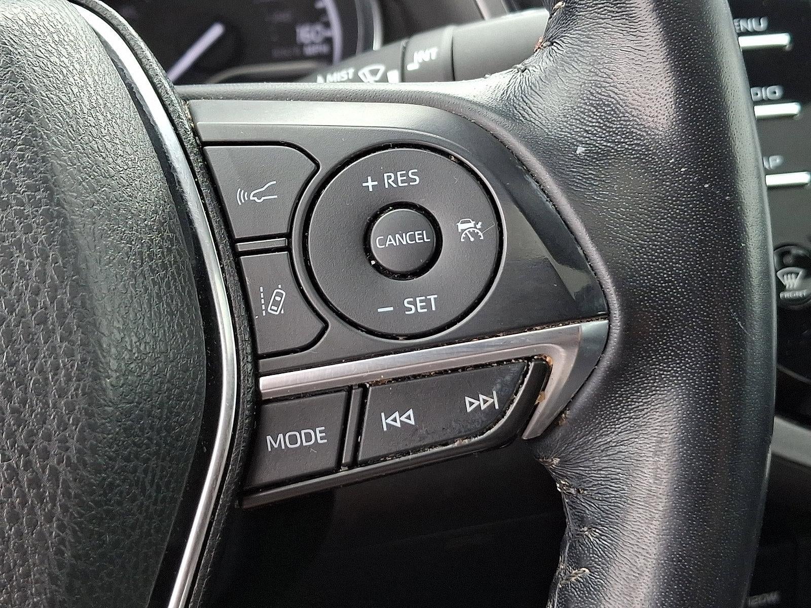 2019 Toyota Camry Hybrid XLE CVT (Natl)