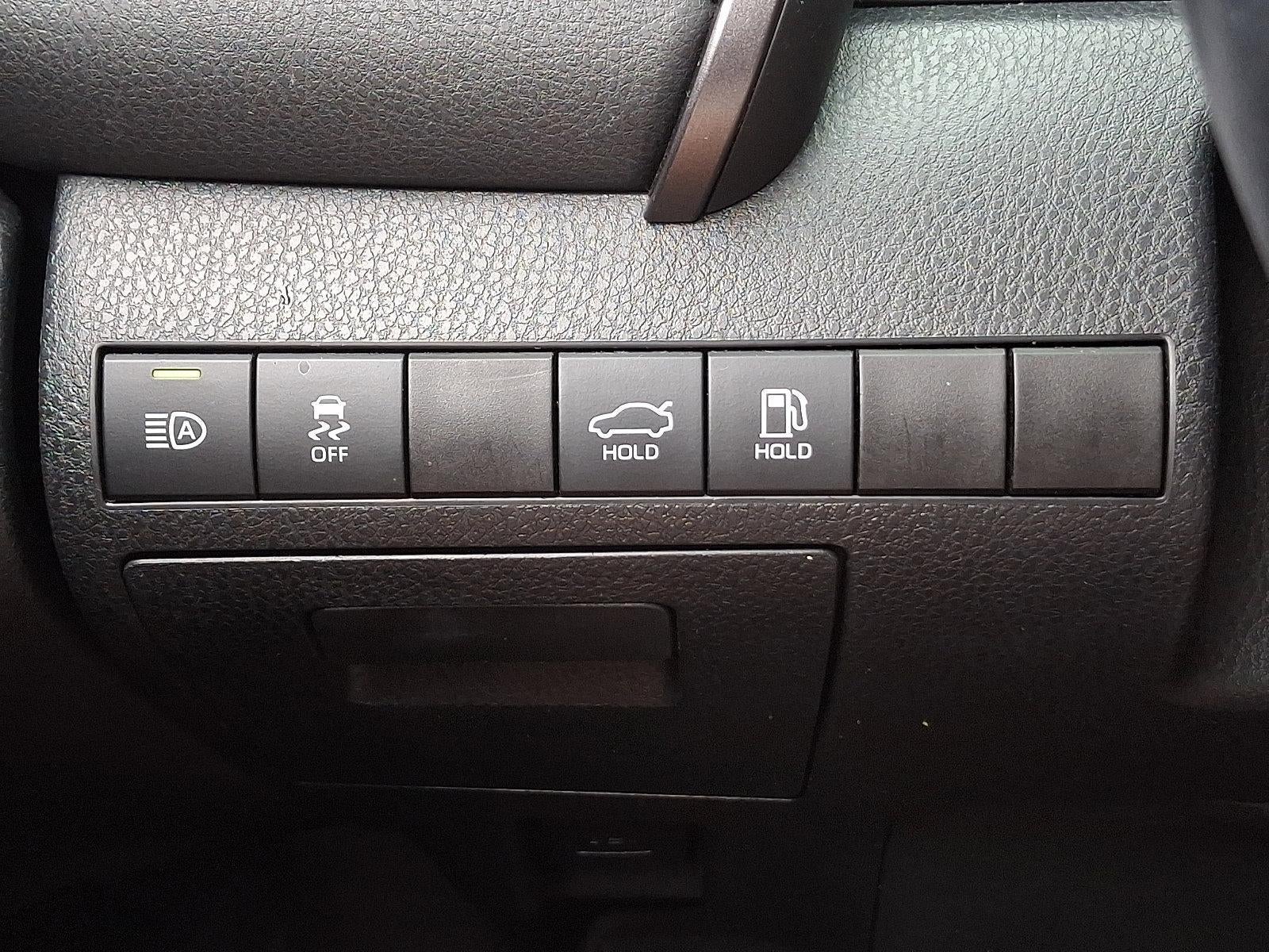 2019 Toyota Camry Hybrid XLE CVT (Natl)