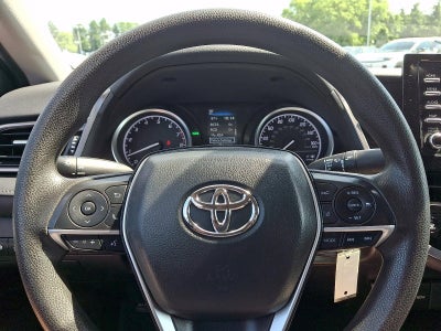2024 Toyota Camry LE Auto (SE)
