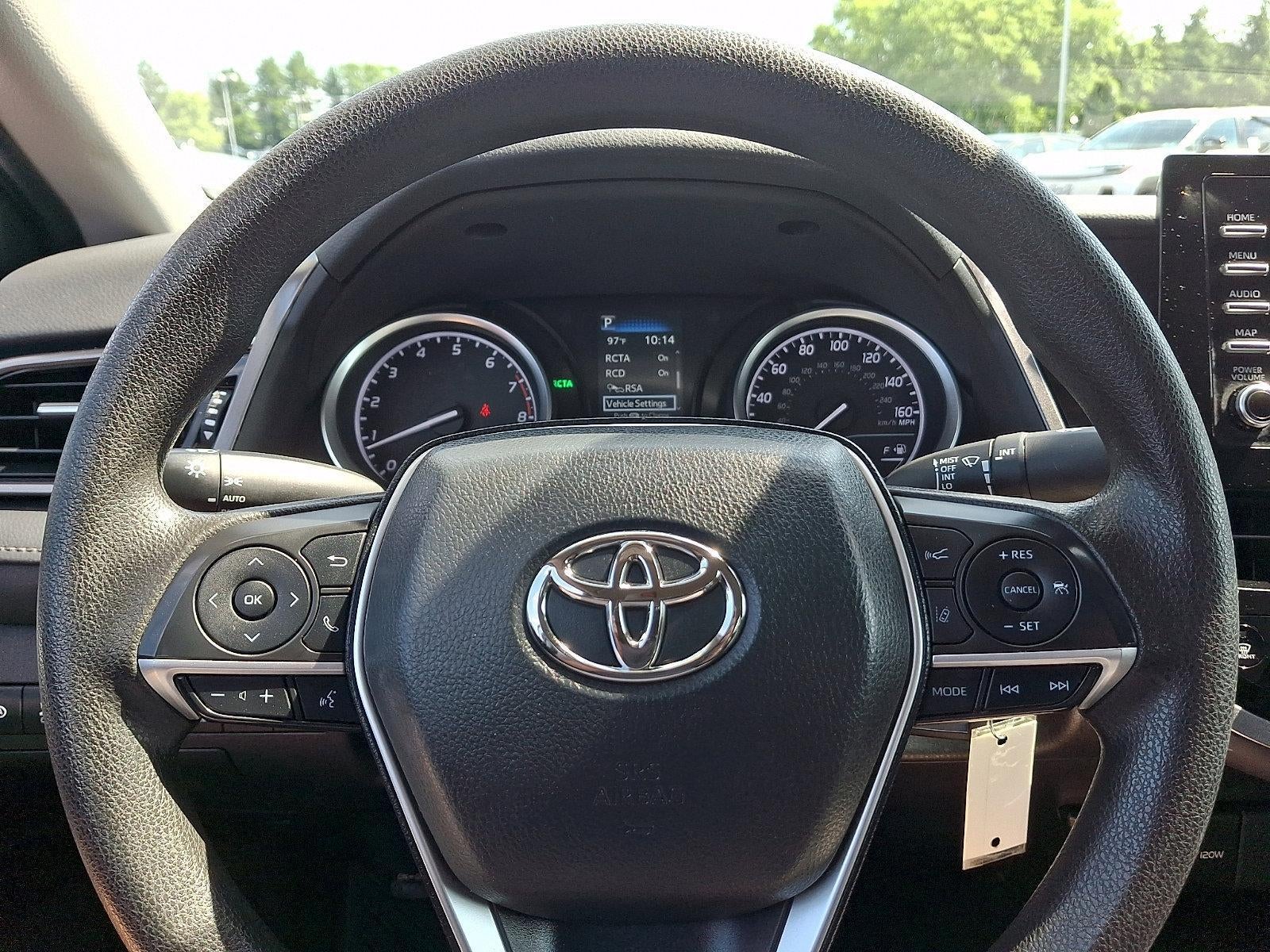 2024 Toyota Camry LE Auto (SE)
