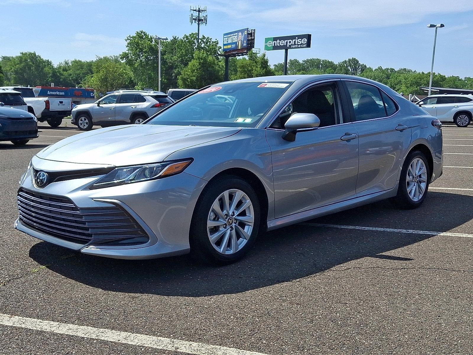 2024 Toyota Camry LE Auto (SE)