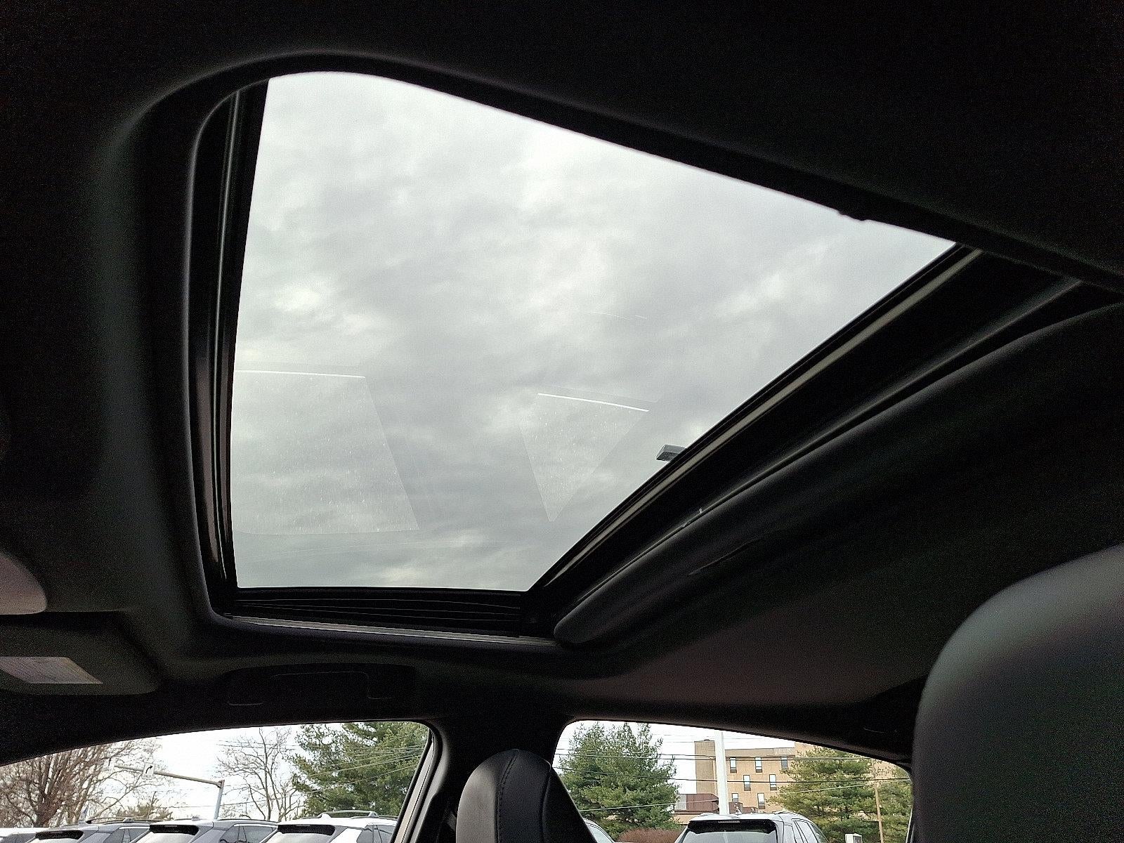 2021 Toyota Avalon Hybrid Limited FWD (Natl)