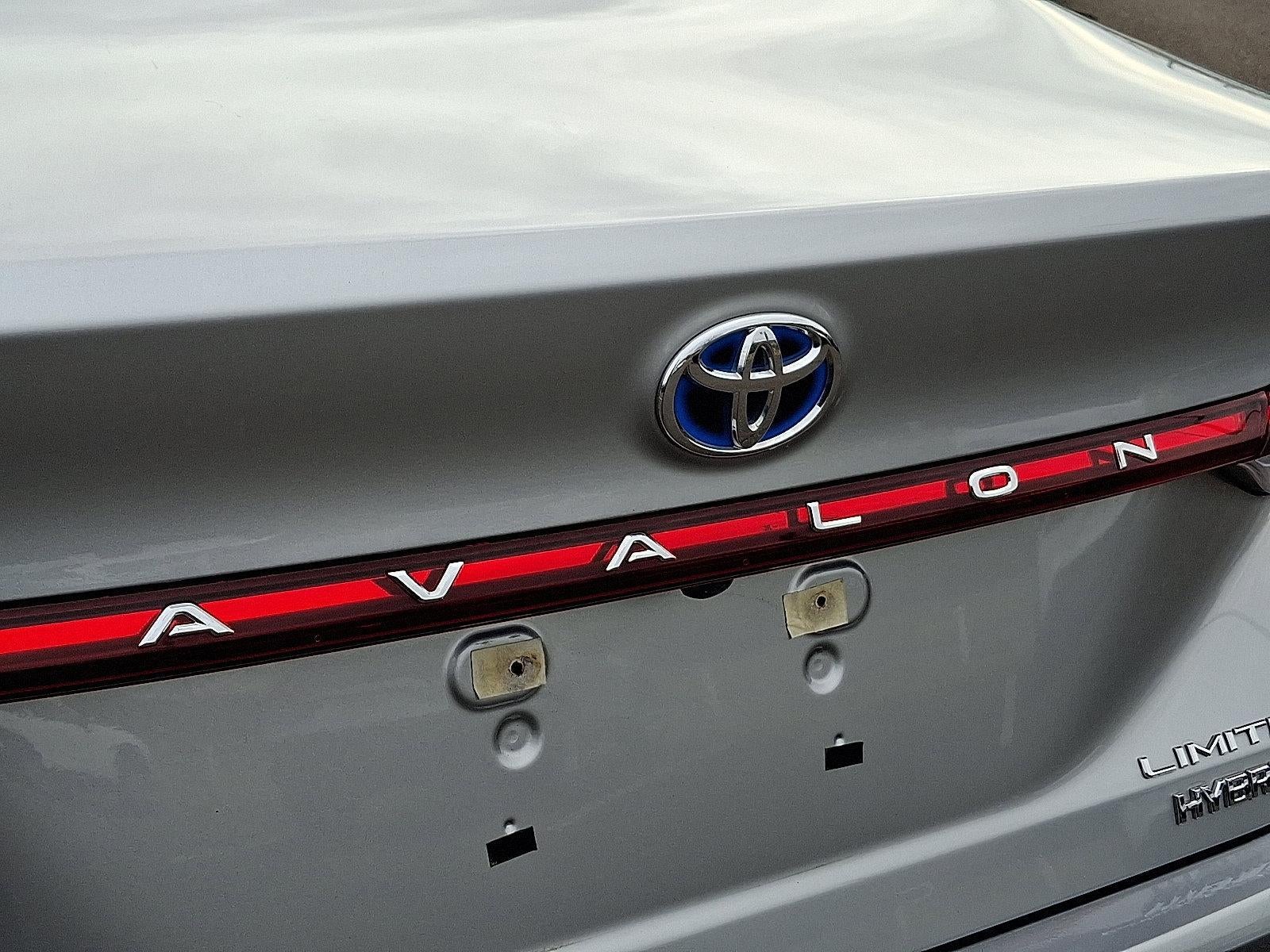 2021 Toyota Avalon Hybrid Limited FWD (Natl)