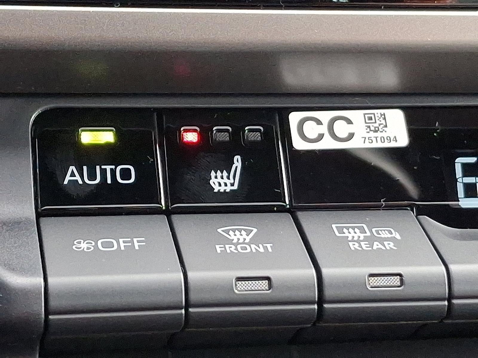 2025 Toyota Camry SE (SE)