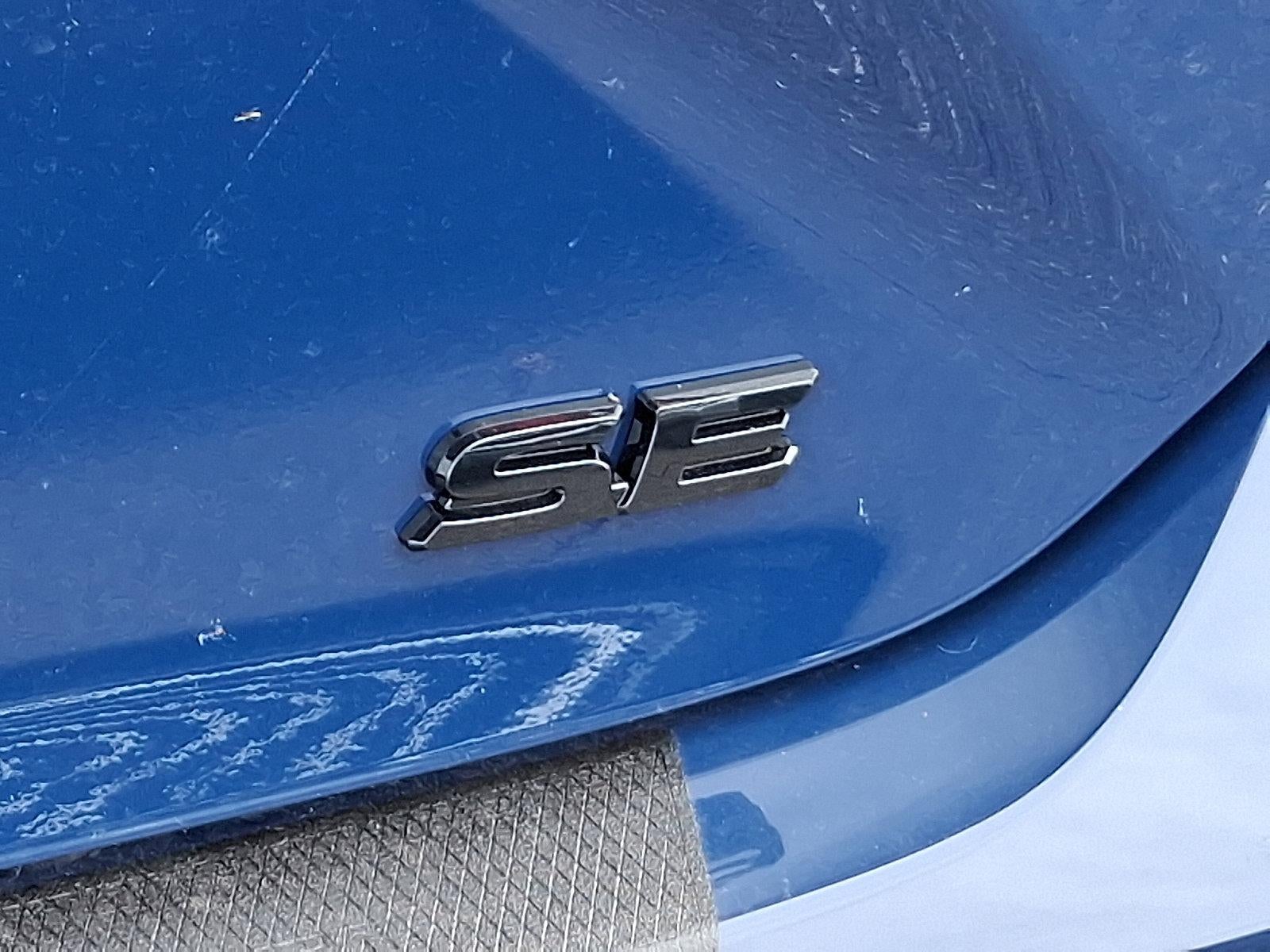 2025 Toyota Camry SE (SE)