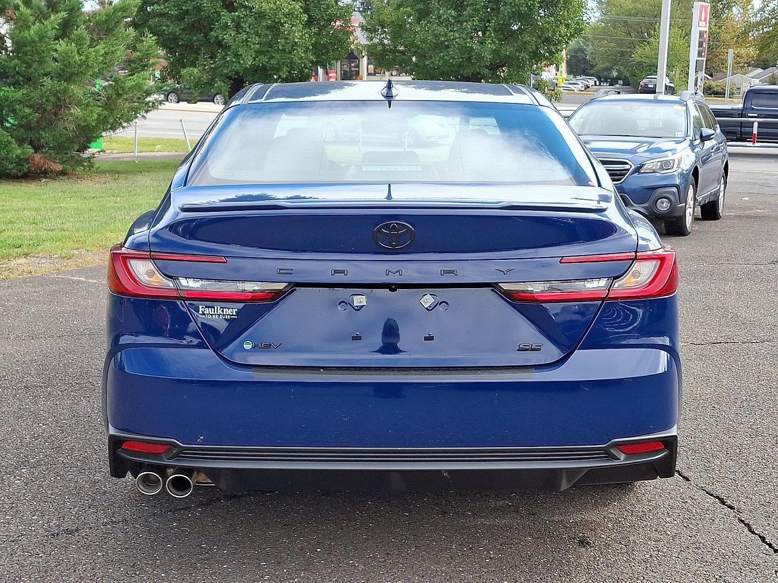 2025 Toyota Camry SE (SE)