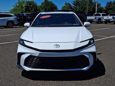 2025 Toyota Camry SE (SE)