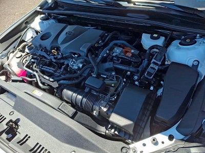 2025 Toyota Camry SE (SE)