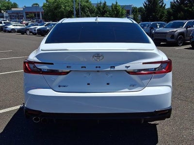 2025 Toyota Camry SE (SE)