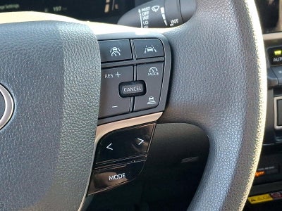 2025 Toyota Camry LE (SE)