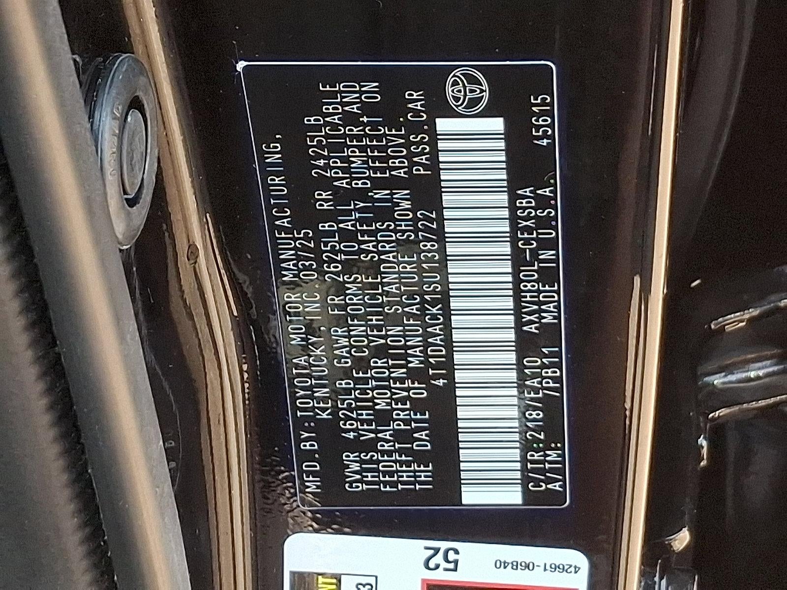 2025 Toyota Camry SE (SE)