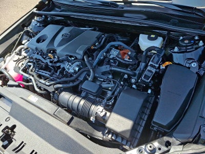 2025 Toyota Camry SE (SE)