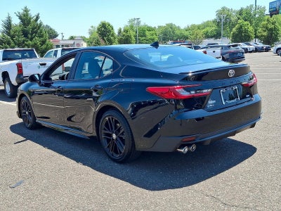 2025 Toyota Camry SE (SE)
