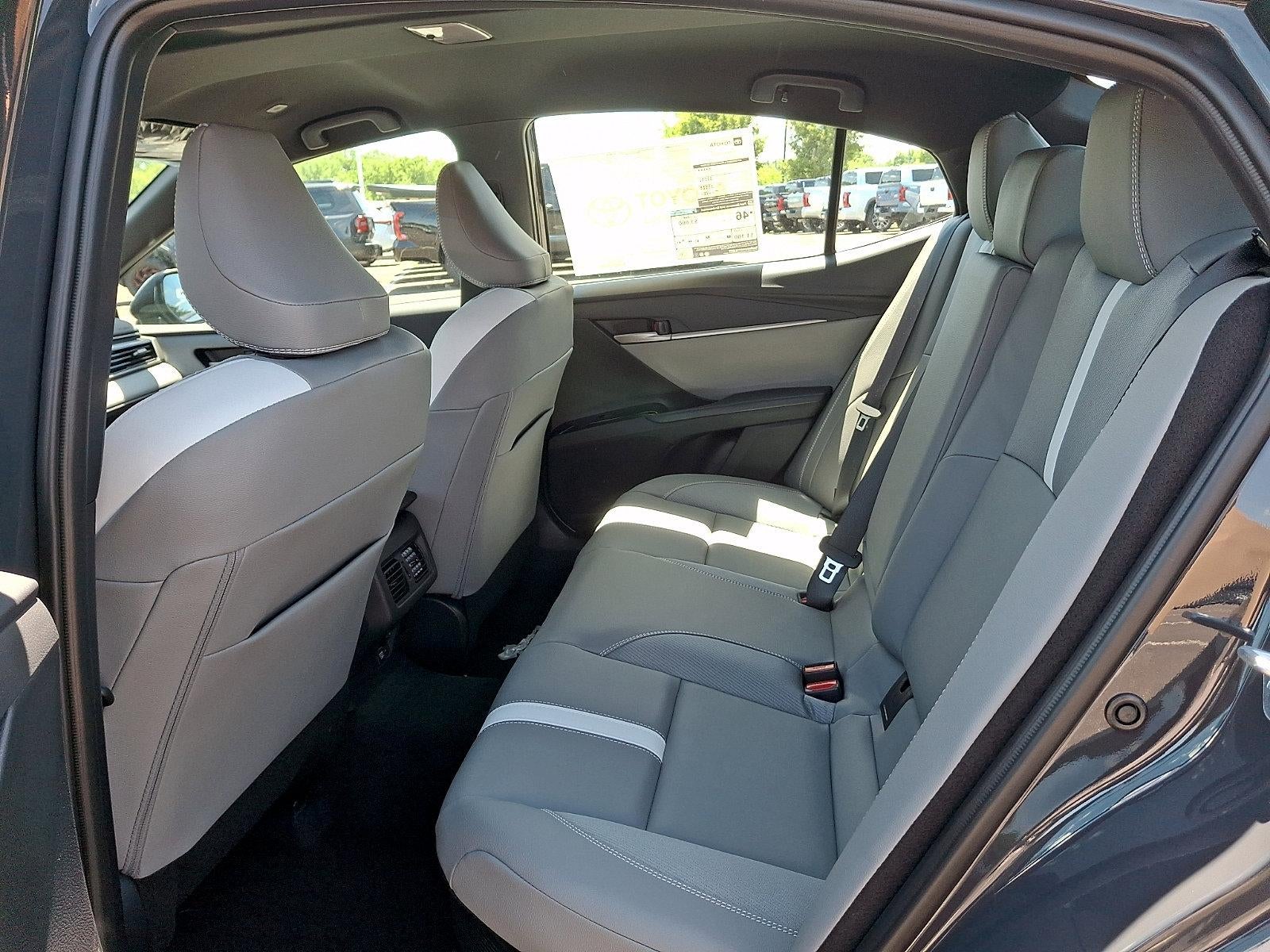 2026 Toyota Camry SE (SE)