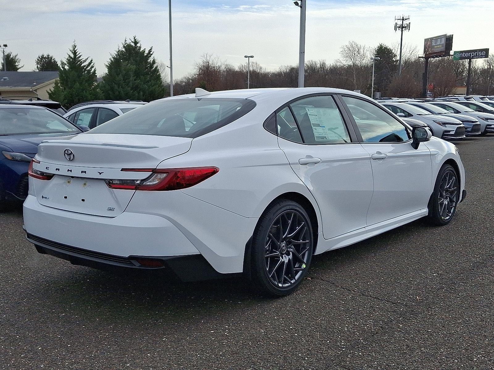 2026 Toyota Camry SE (SE)
