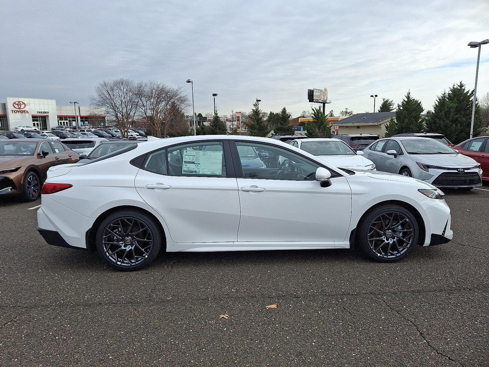 2026 Toyota Camry SE (SE)