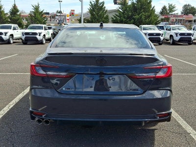 2026 Toyota Camry XSE (Natl)