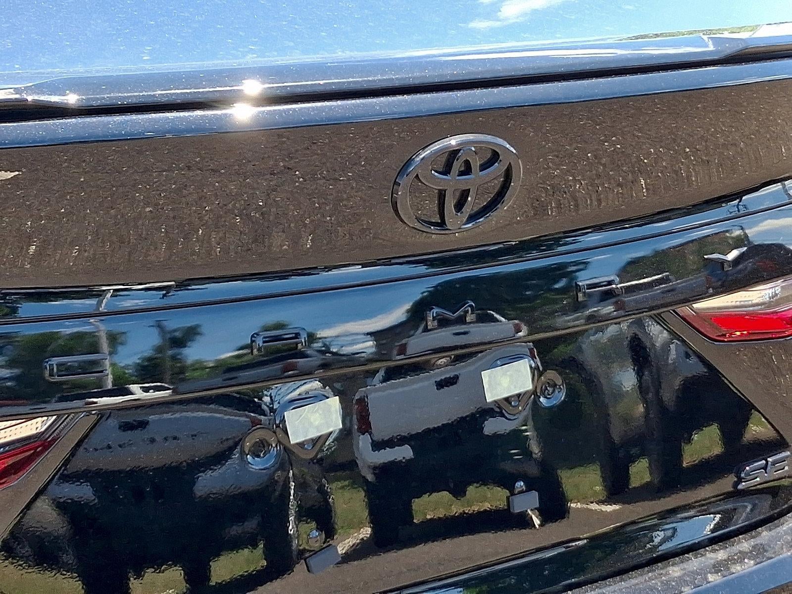2026 Toyota Camry SE (SE)