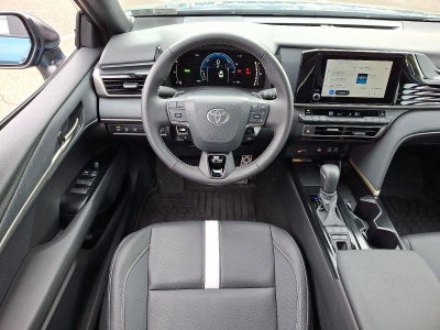 2025 Toyota Camry SE (SE)