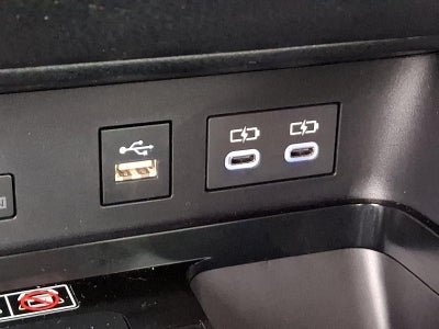 2025 Toyota Camry SE (SE)