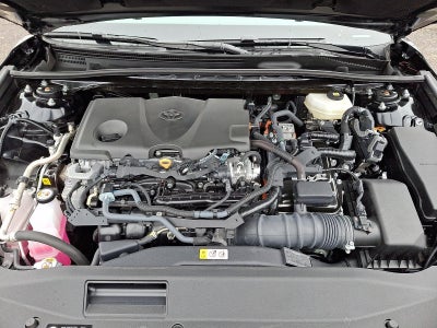 2025 Toyota Camry LE (SE)