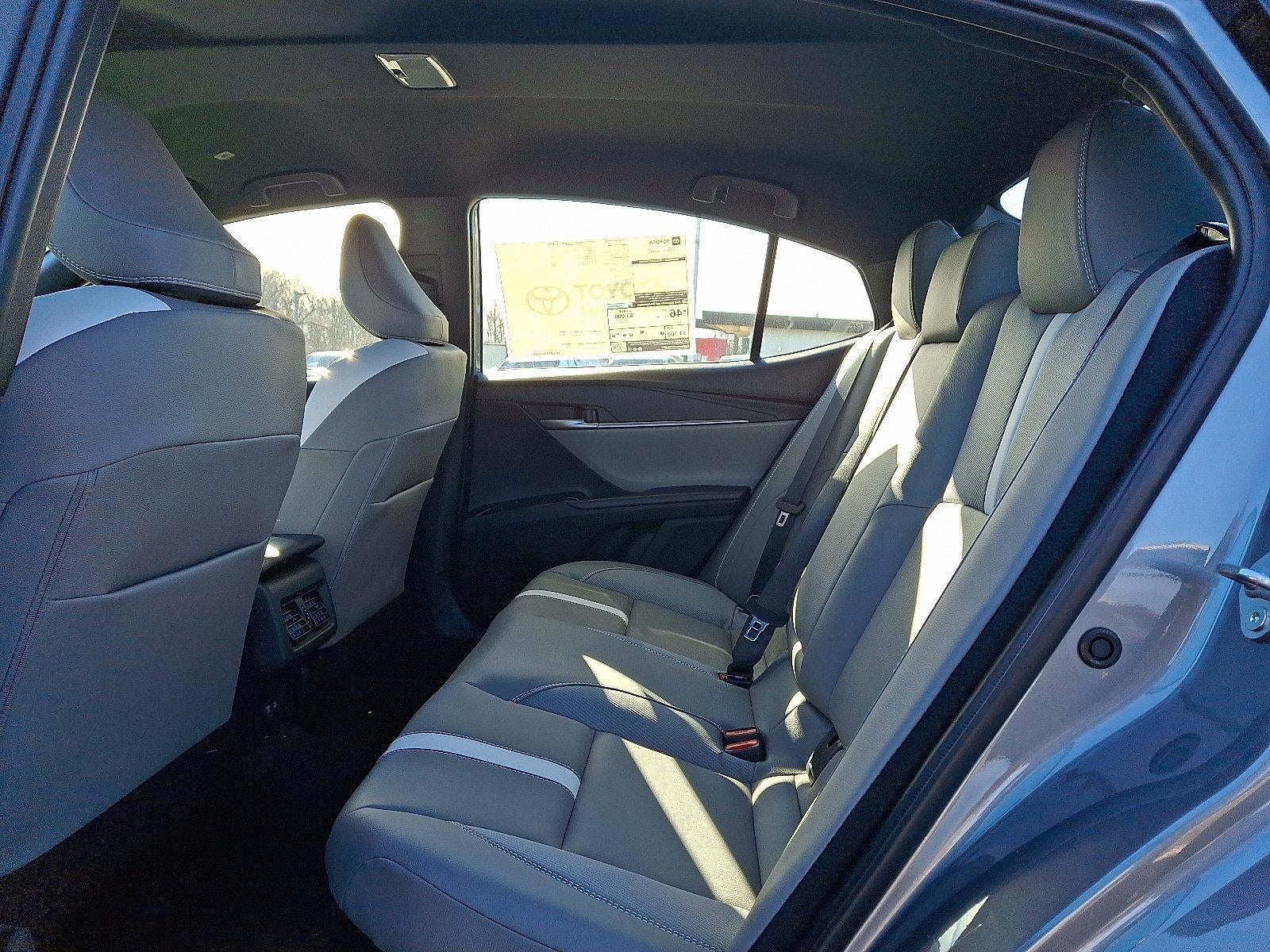 2026 Toyota Camry SE (SE)