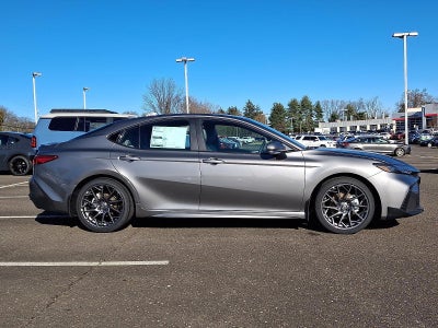 2026 Toyota Camry SE (SE)