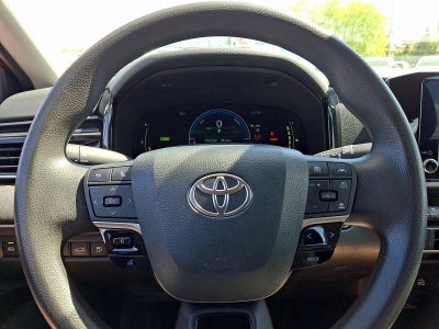 2025 Toyota Camry LE (SE)