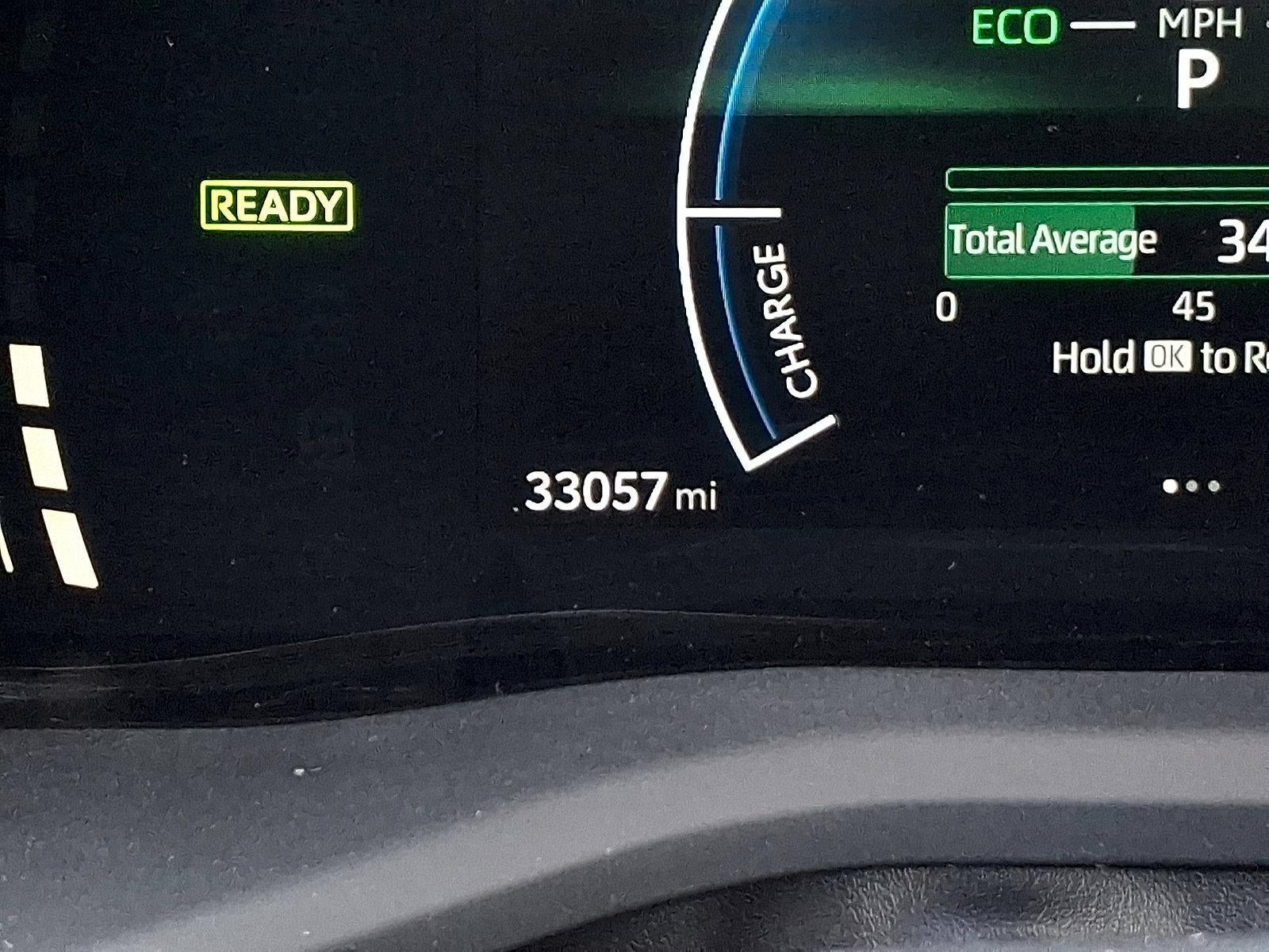 2025 Toyota Camry LE (SE)
