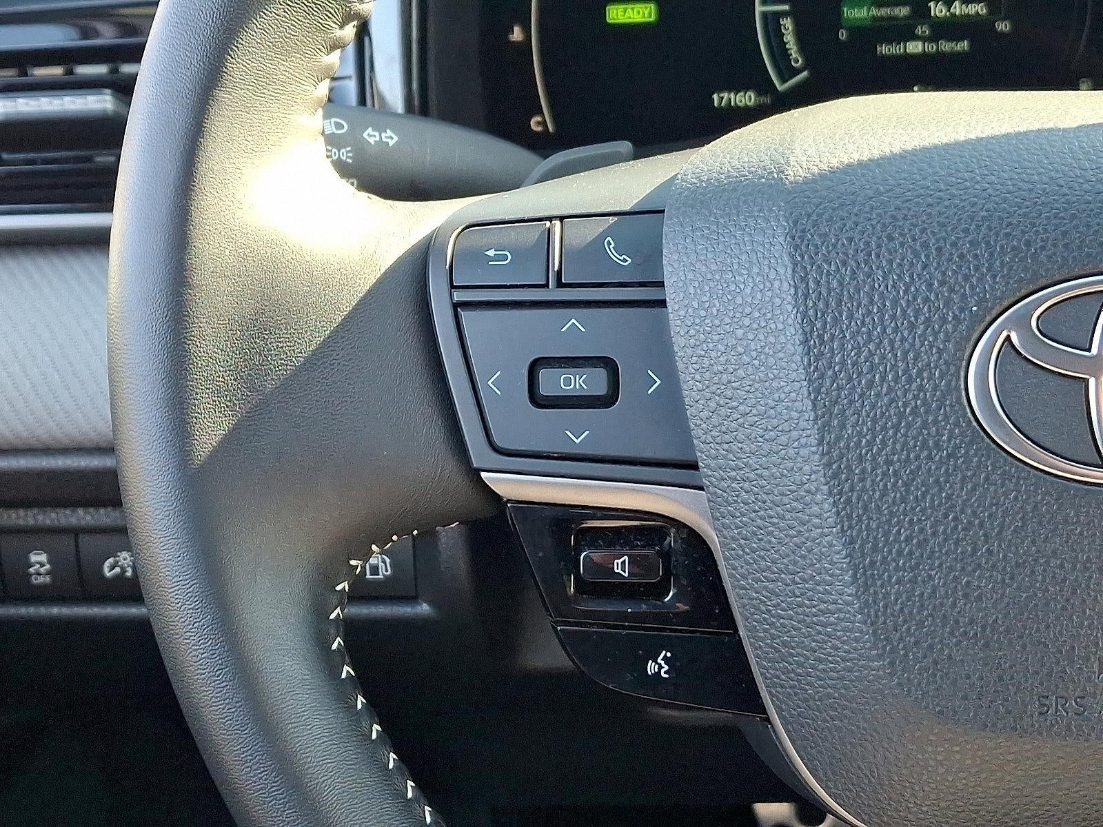 2025 Toyota Camry SE (SE)