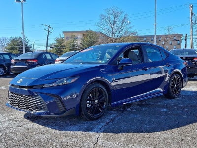 2025 Toyota Camry SE (SE)