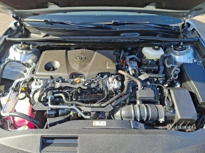 2025 Toyota Camry LE (SE)