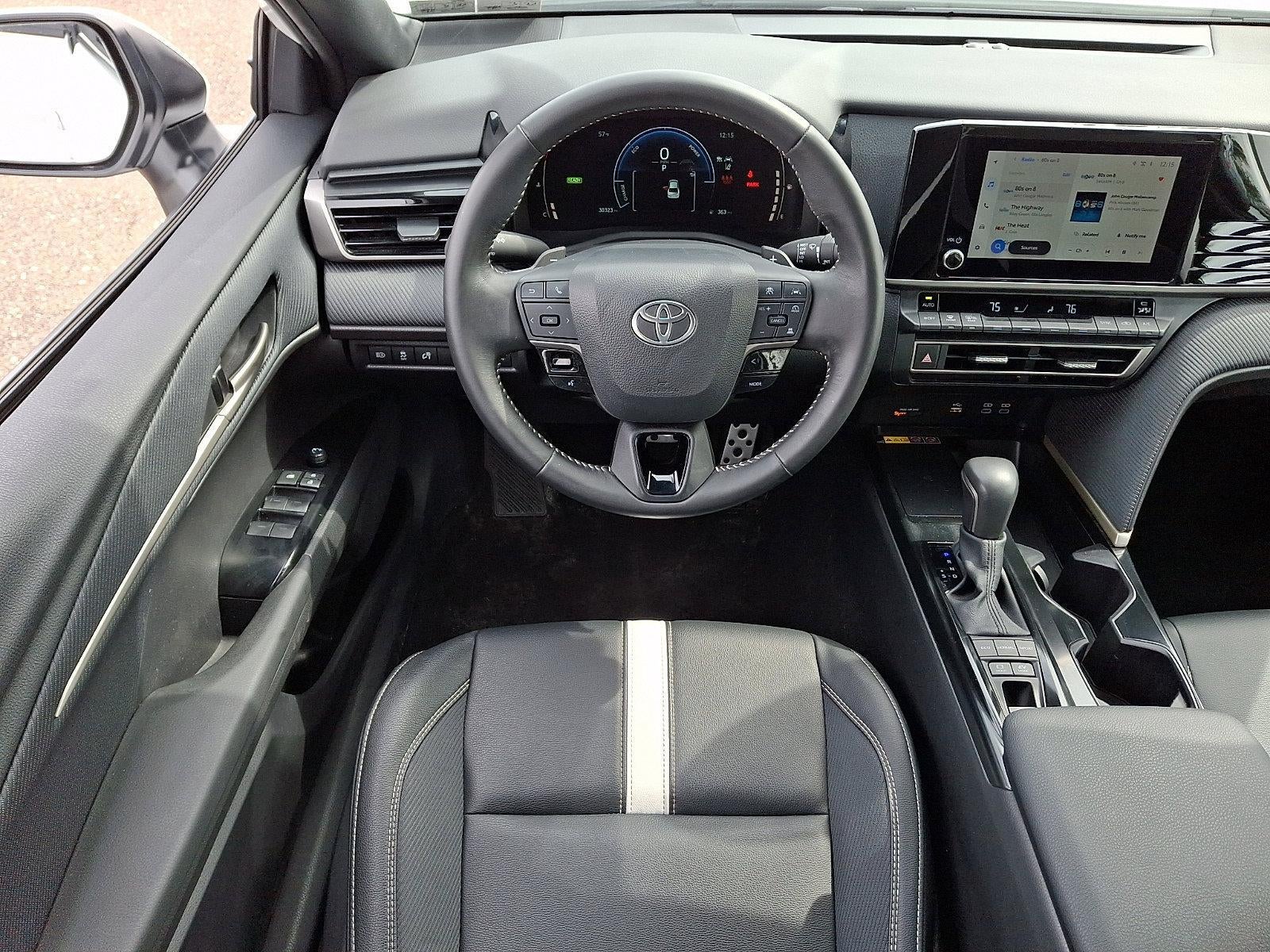 2025 Toyota Camry SE (SE)