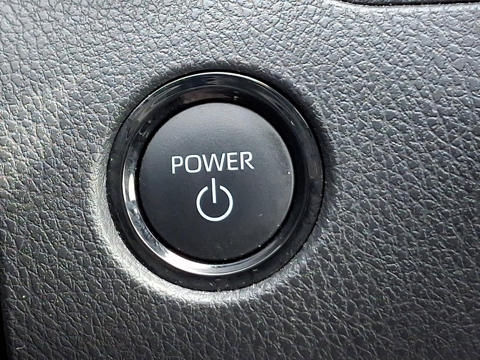 2025 Toyota Camry SE (SE)