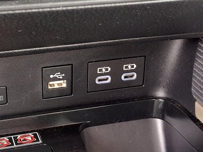 2025 Toyota Camry SE (SE)