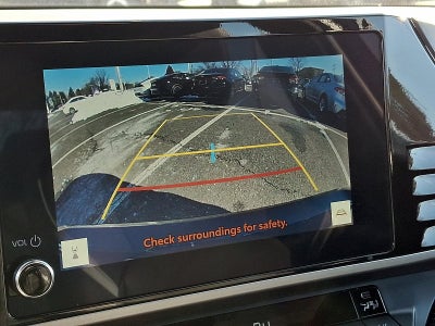 2025 Toyota Camry SE (SE)