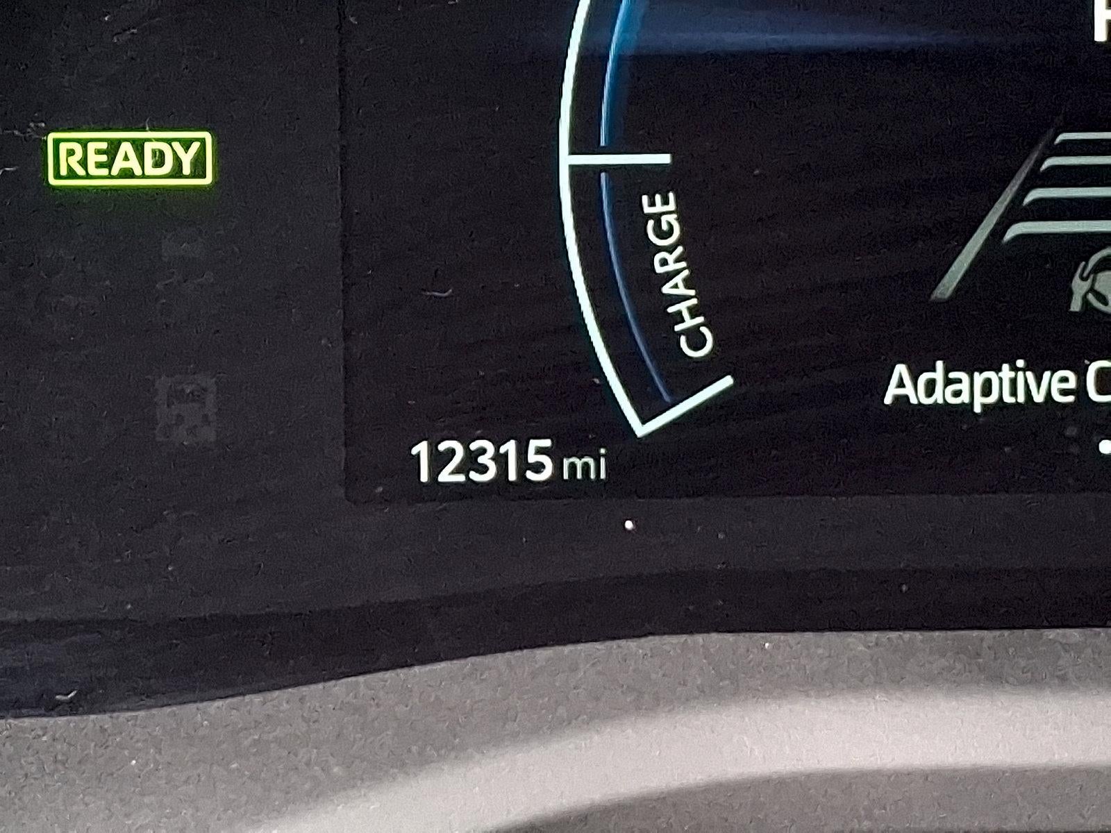 2025 Toyota Camry SE (SE)