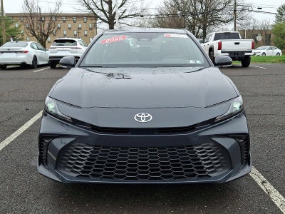 2025 Toyota Camry SE (SE)