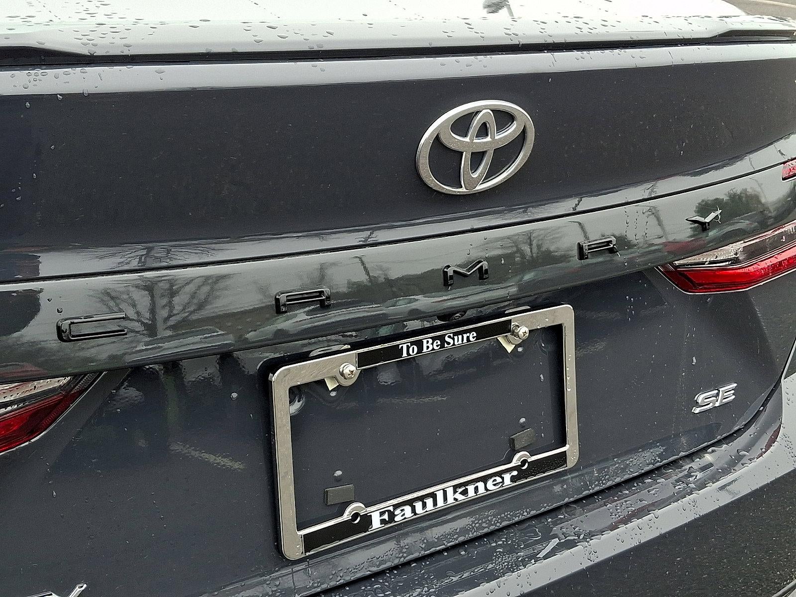 2025 Toyota Camry SE (SE)