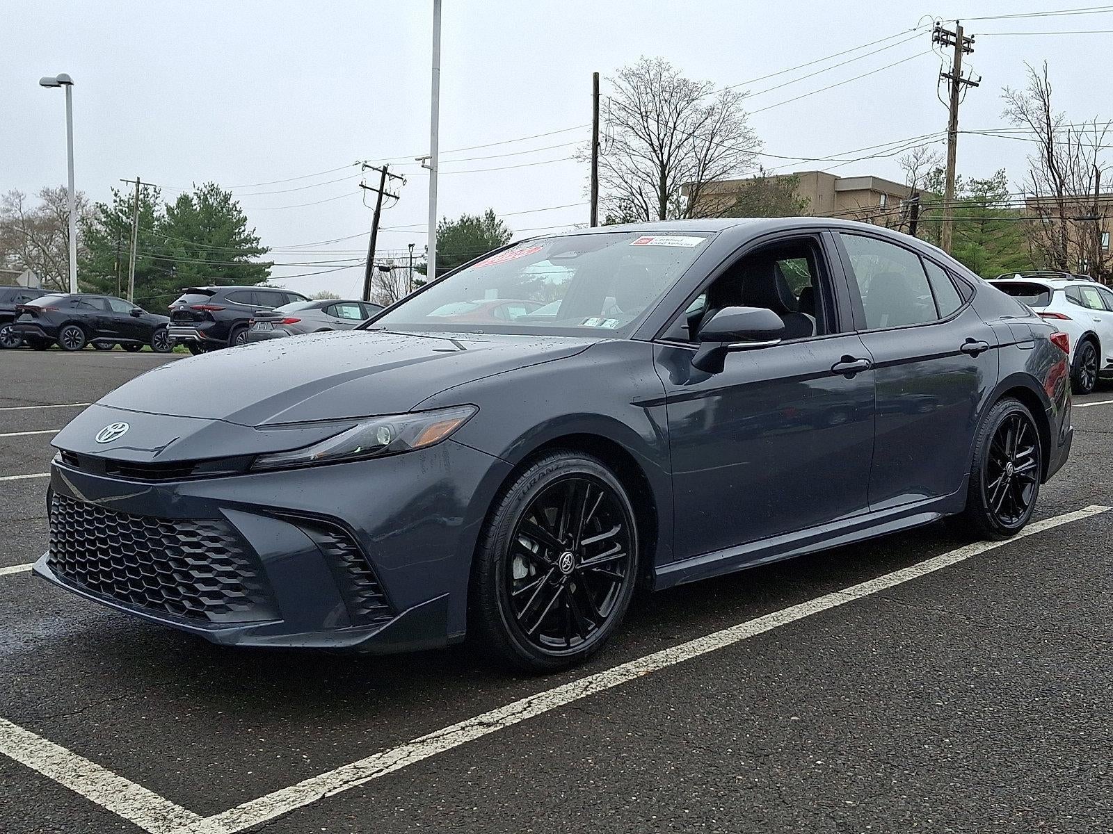 2025 Toyota Camry SE (SE)
