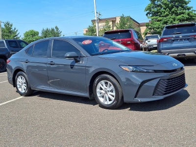 2025 Toyota Camry LE AWD (Natl)