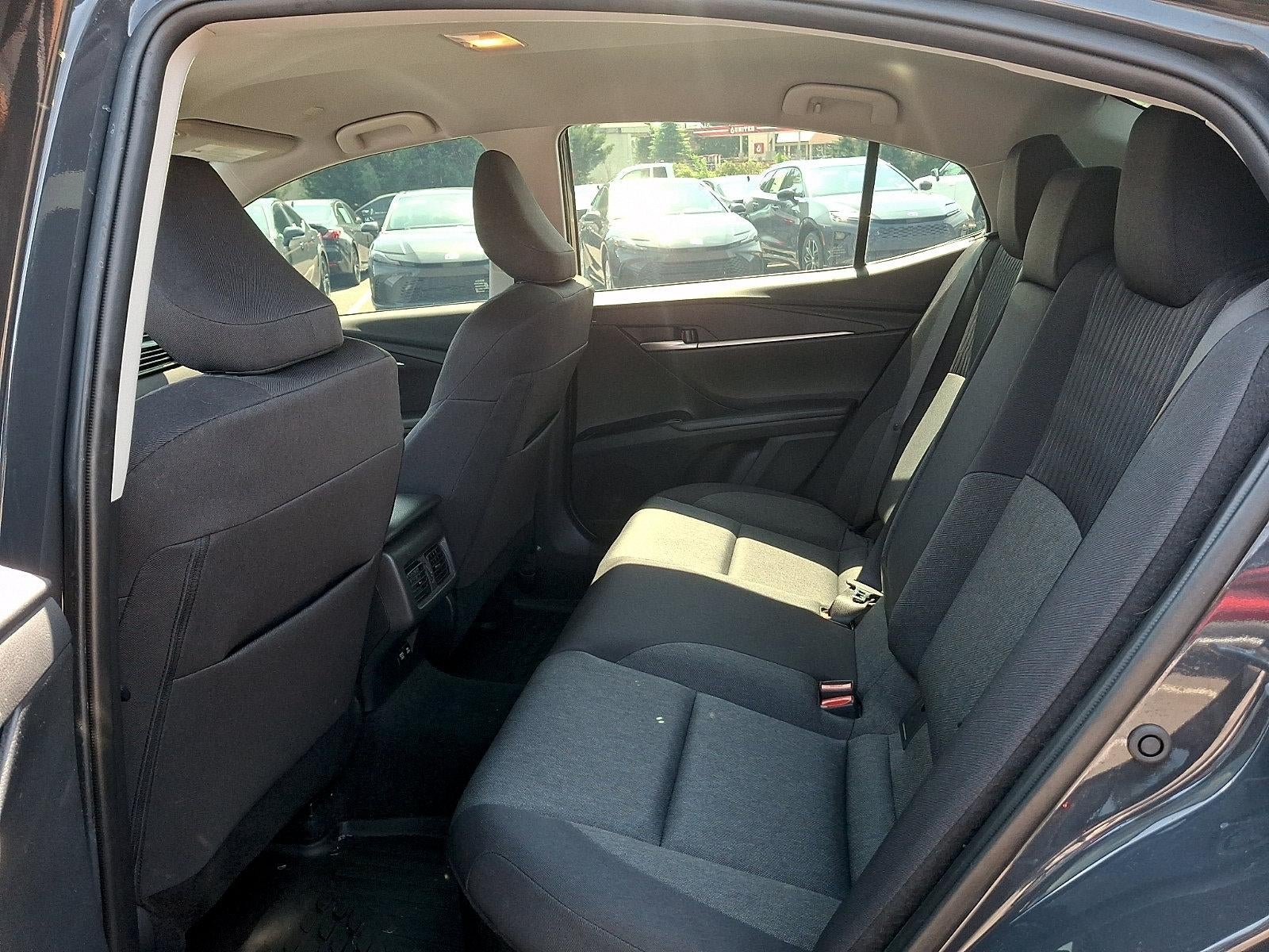 2025 Toyota Camry LE AWD (Natl)