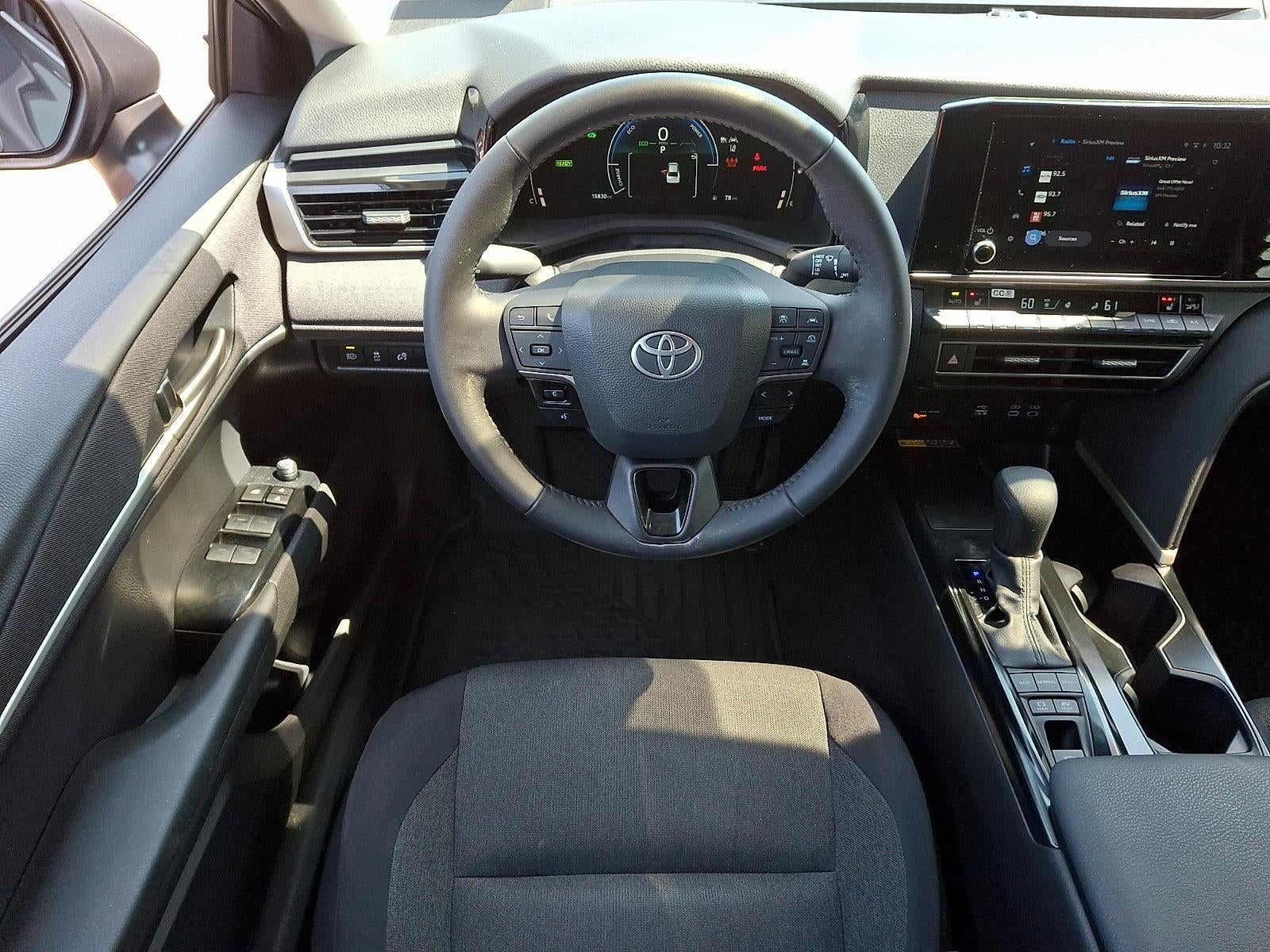 2025 Toyota Camry LE AWD (Natl)