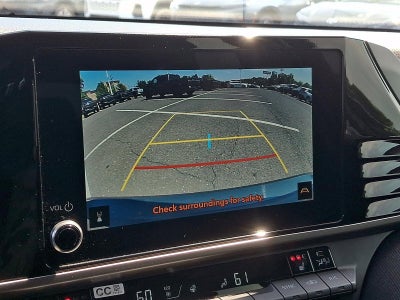 2025 Toyota Camry LE AWD (Natl)