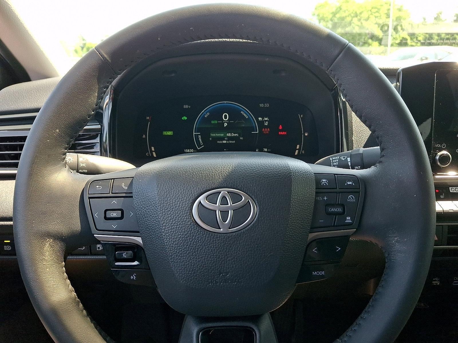 2025 Toyota Camry LE AWD (Natl)