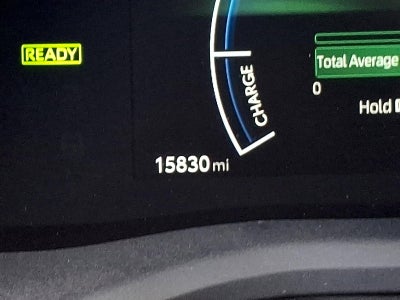 2025 Toyota Camry LE AWD (Natl)