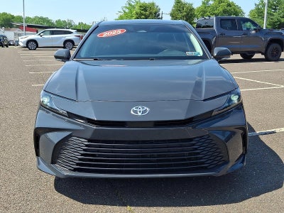 2025 Toyota Camry LE AWD (Natl)